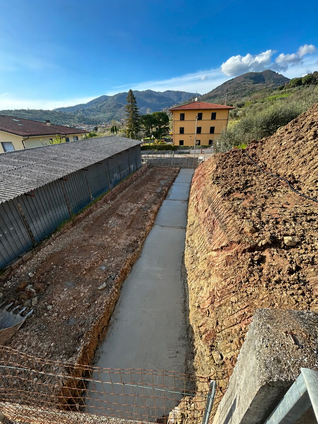 Fondazione del muro di contenimento